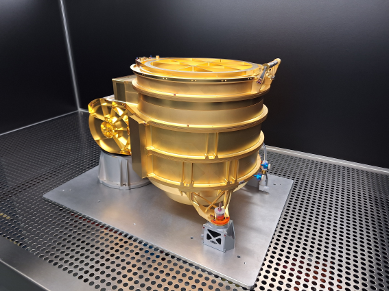 Assembly and integration of the flight model of the DDA-Sensor (Credit: IRS)